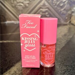 Too Faced Kissing Jelly Gloss - Bubblegum